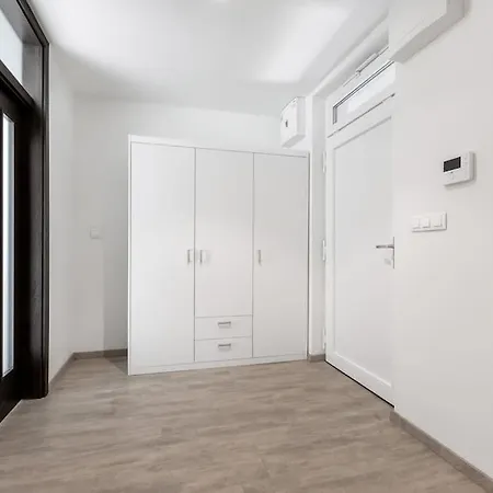 Utulny Apartman V Centre Diania Apartman Pozsony